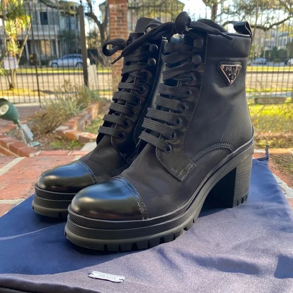 Prada Square Toe Leather Shoes 38 1/2 Prada - Brushed Leather